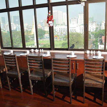 Asian Bliss Myanmar Hostel Янгон Екстер'єр фото