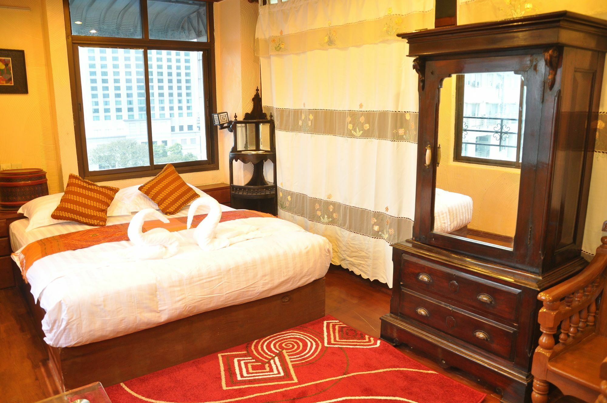Asian Bliss Myanmar Hostel Янгон Екстер'єр фото